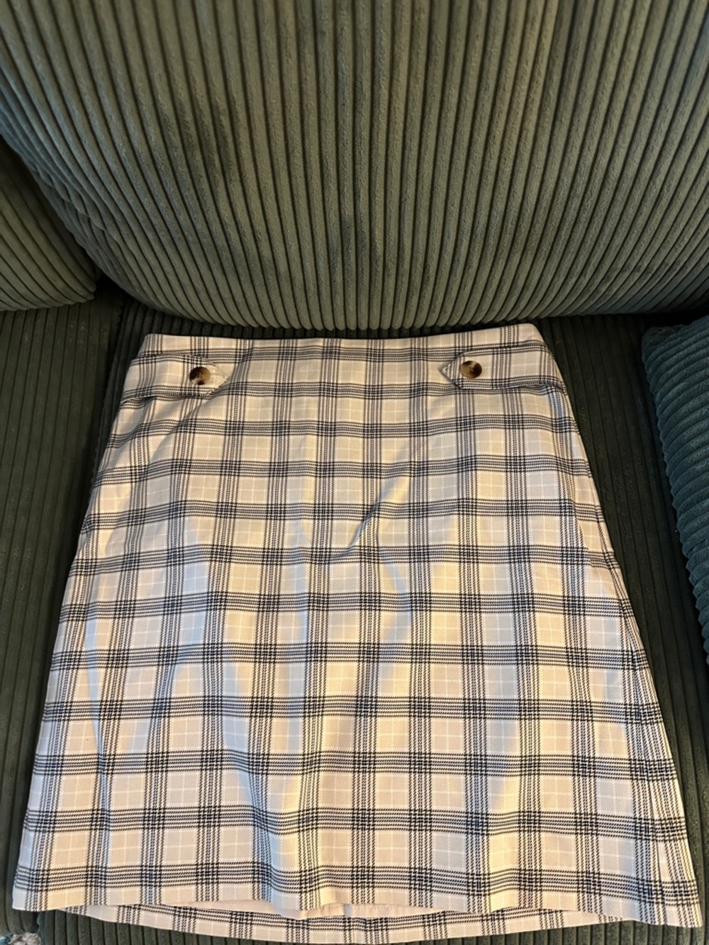 Ann Taylor Plaid Mini Skirt in Cream and Navy